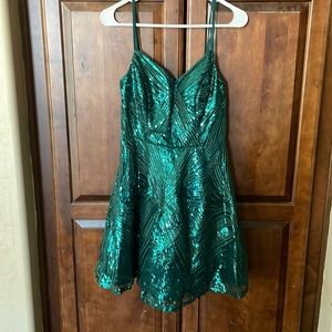 City Vibe formal dress size 5 new